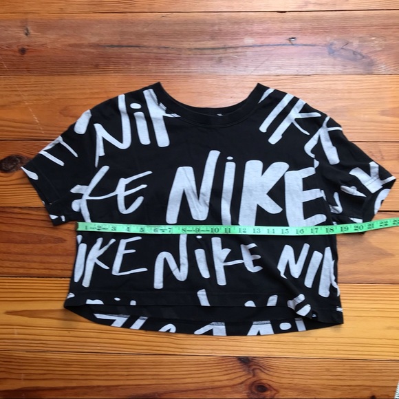 Nike and H&M Black and White Crop Top Bundle, EUC, S - Picture 8 of 15